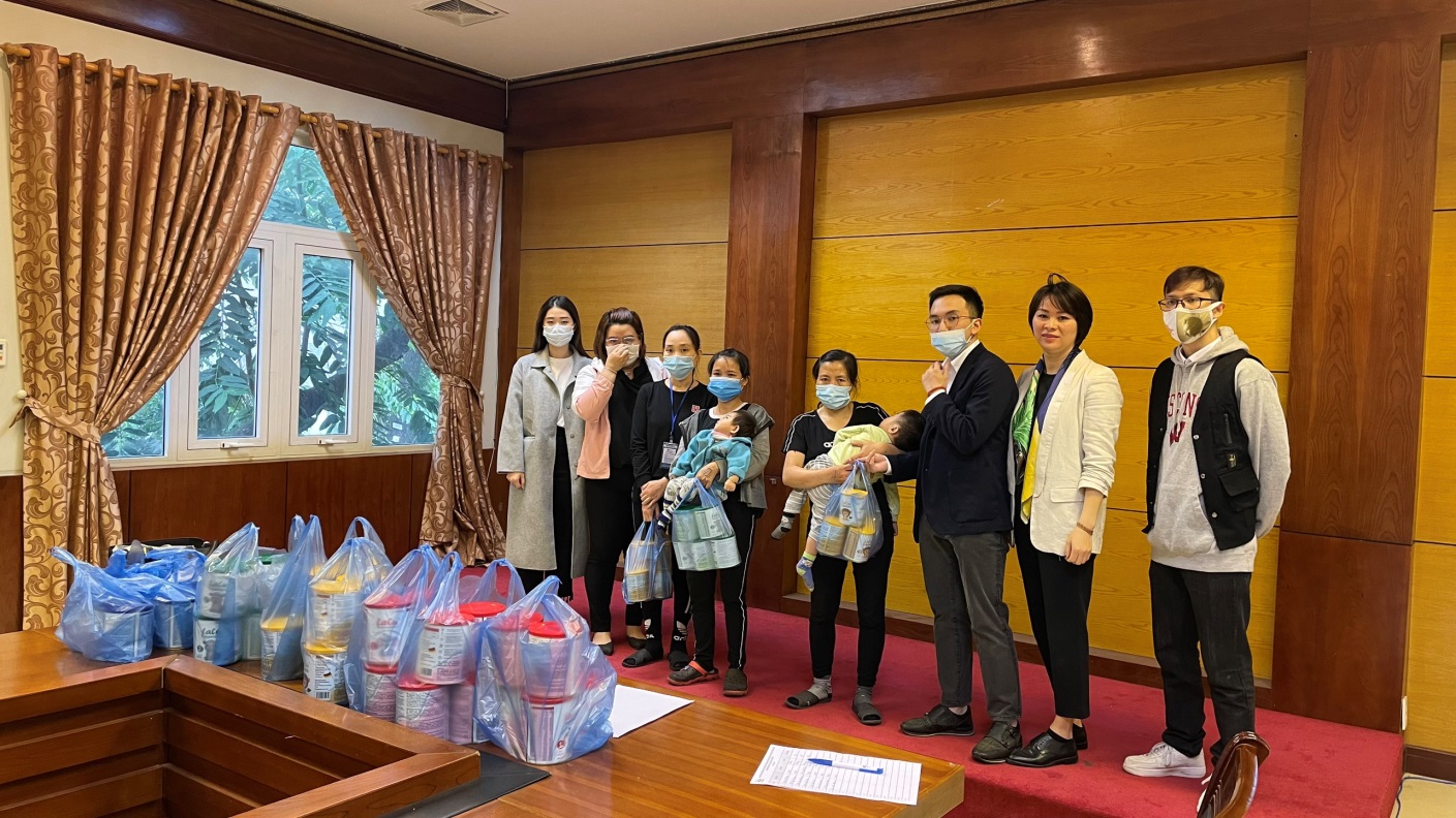 Viện Kinh Tế Và Phát Triển Thăm Và Tặng Quà Cho Các Bệnh Nhi Có Hoàn Cảnh Khó Khăn Tại Bệnh Viện Nhi Trung Ương